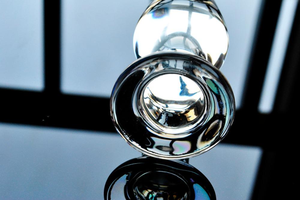 4" Semi-Pointed Pyrex Crystal Butt Plug - PlugLust 4" Semi-Pointed Pyrex Crystal Butt Plug - PlugLust